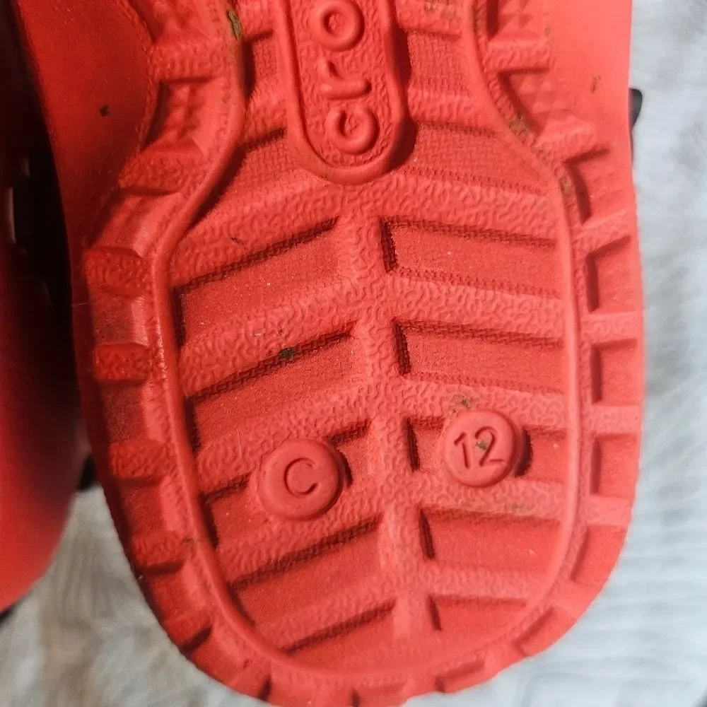 CROCS very good